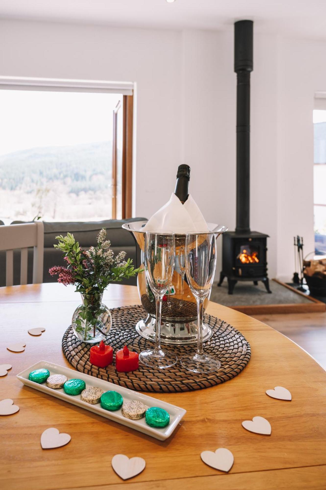 Inverskilavulin Estate Lodges Форт-Вільям Екстер'єр фото
